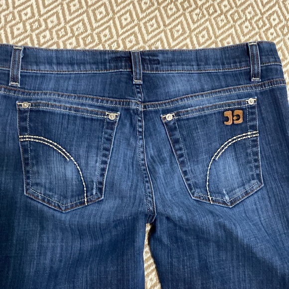 Joes socialite kicker crop pants sz 30. These are soooo cute ☺️ - Picture 1 of 7